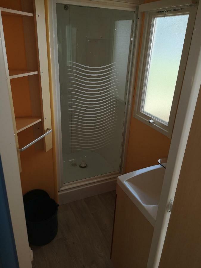 Mobil Home Climatise En Vendee La Boissiere-de-Montaigu Exteriör bild